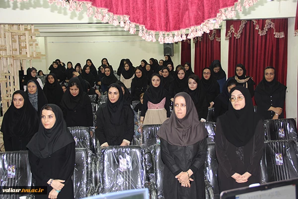 اولین سمینار تخصصی در رشته طراحی وساخت طلا وجواهربرگزار شد. 4