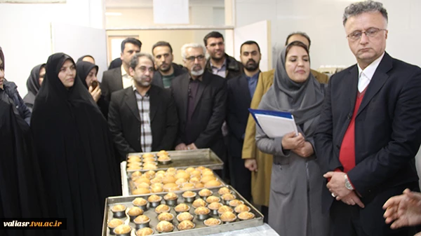 افتتاحیه مرکز نو آوری و توسعه کسب و کار دانشکده فنی و حرفه ای دختران ولی عصر«عج» تهران 34