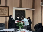 از پدر گر قالب تن یافتیم از معلم جان روشن یافتیم 9