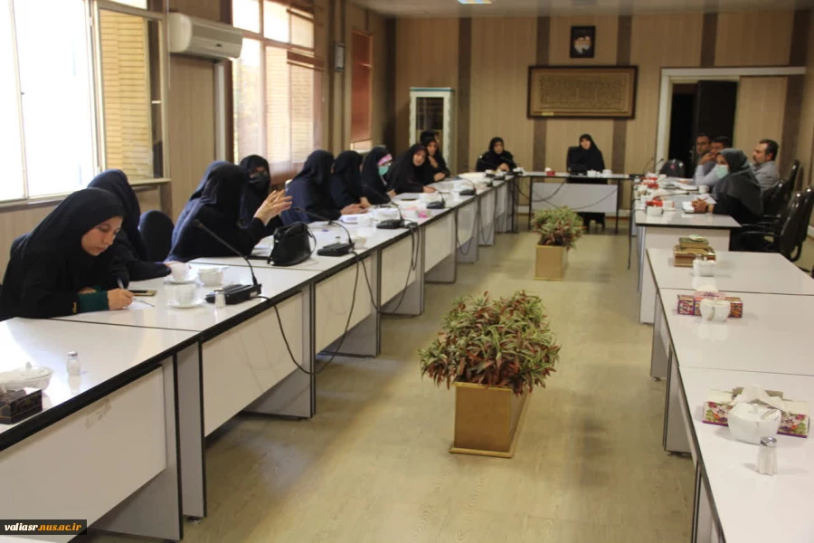جلسه هماهنگی ثبت نام خوابگاه دانشجویان غیر بومی  در دانشکده ولی عصر(عج) برگزار شد 2