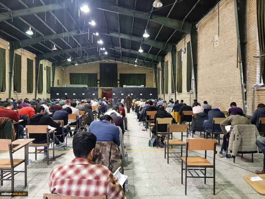آزمون سراسری  دکترا با موفقیت در دانشکده ولی عصر (عج) برگزار شد 18