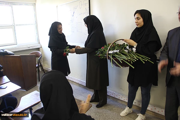 روزی متفاوت در روز بزرگداشت مقام استاد در دانشکده ولی عصر(عج) 19