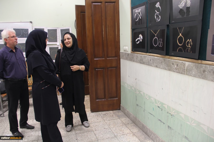 نمایشگاه آثار دانشجویان گروه هنر در دانشکده برگزارشد. 3