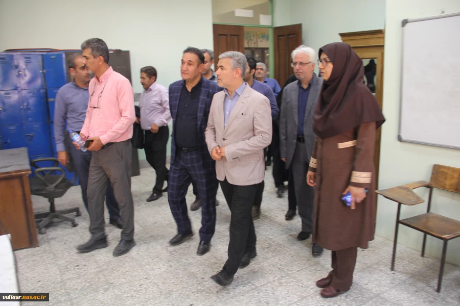 بازدید شهردار منطقه 15 تهران بزرگ از دانشکده ولی عصر(عج) 2