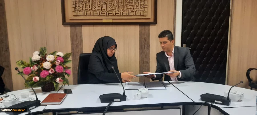 در هفته دولت انعقاد تفاهم نامه مشترک بین شهرداری ناحیه 3 منطقه 15 تهران بزرگ و دانشکده فنی و حرفه ای دختران تهران ولی عصر(عج) 11