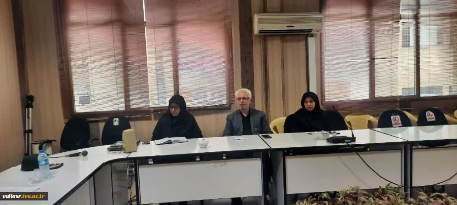 همزمان با هفته دولت نشست بصیرت افزایی و روشنگری با موضوع نقد هجمه های رسانه های معاند علیه دولت برگزار شد 14