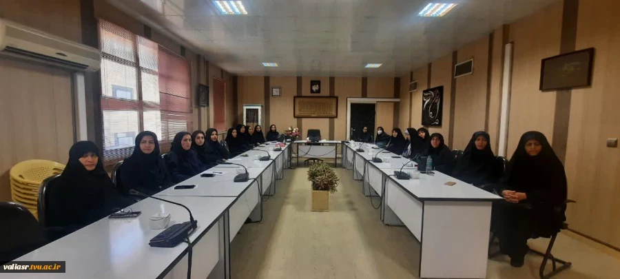 همزمان با هفته دولت نشست بصیرت افزایی و روشنگری با موضوع نقد هجمه های رسانه های معاند علیه دولت برگزار شد 19