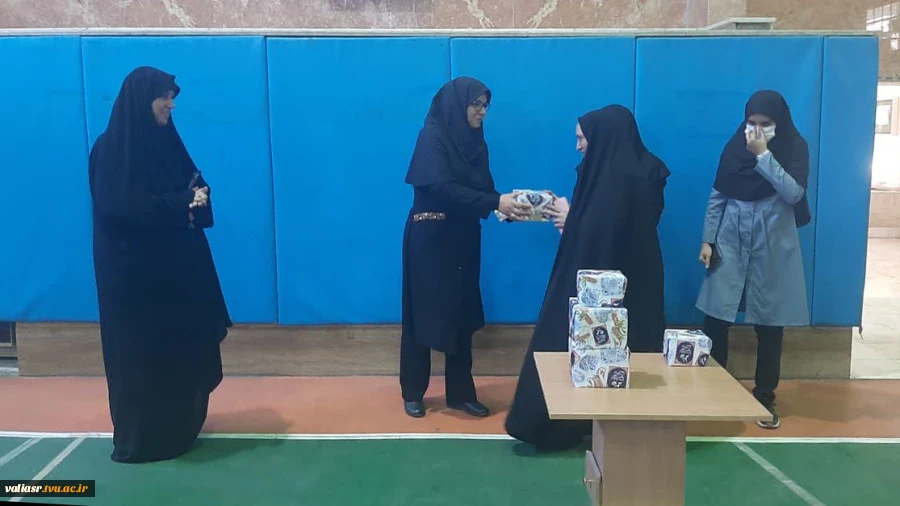همزمان با هفته دولت مسابقه آمادگی جسمانی ویژه کارکنان برگزار شد 12