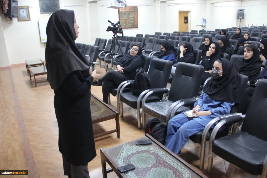 جلسه توجیهی کارآموزی در دانشکده ولی عصر(عج) برگزار شد 8