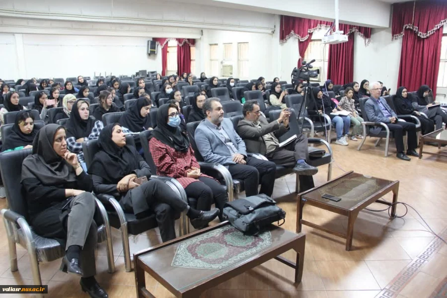 سمینار اشنایی با مقاله نویسی علمی برگزار شد 5