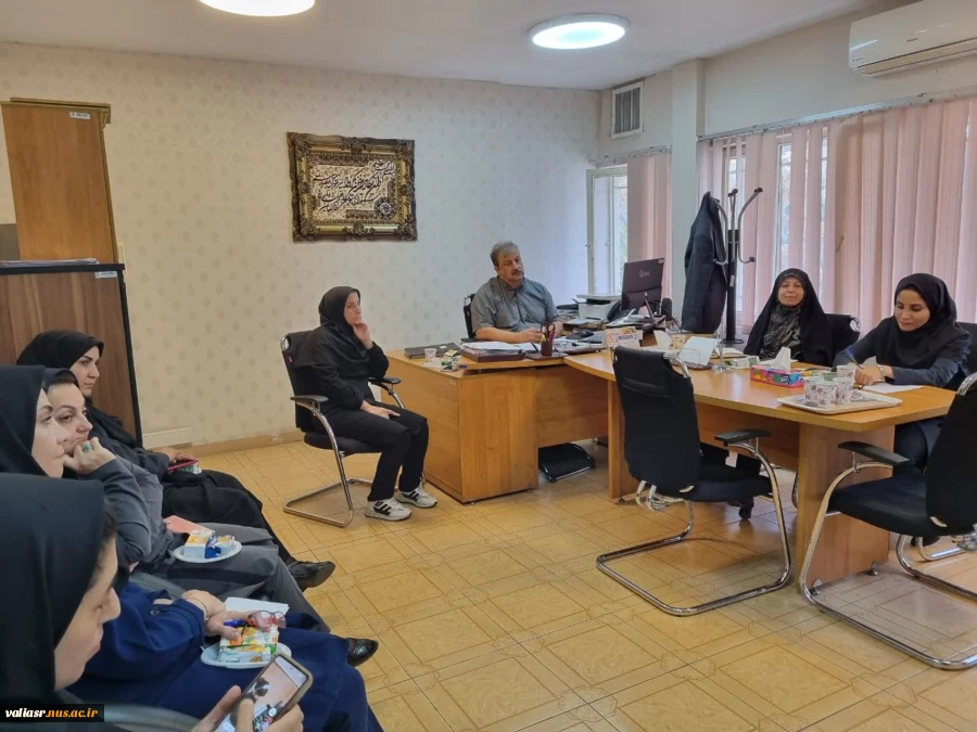نشستی در راستای ارتقای سلامت دانشکده 11