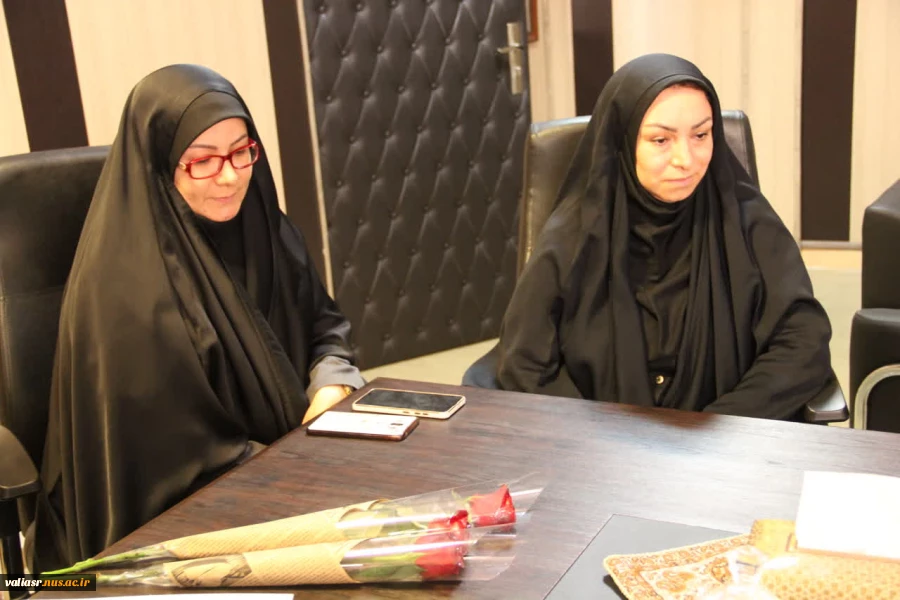 تقدیر ازکارکنان حوزه فرهنگی بمناسبت روزفرهنگ عمومی 10