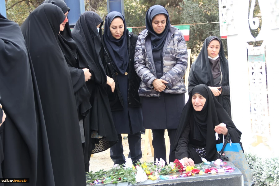 دهمین سالگرد تدفین شهدای گمنام دانشکده ولی عصر(عج) برگزار شد 11
