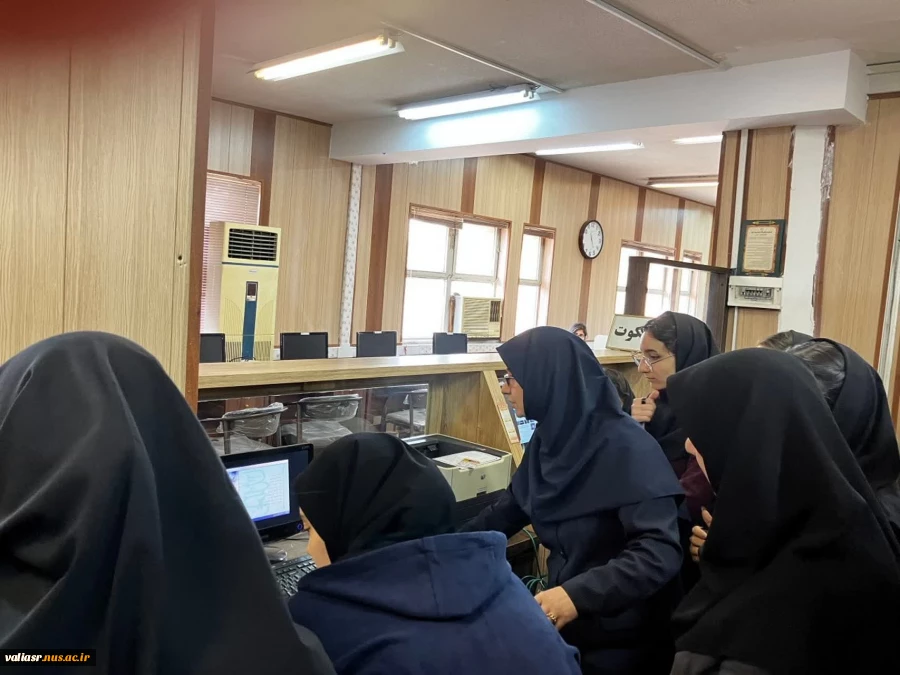 برنامه های هفته کتاب و کتابخوانی در دانشکده ولی عصر(عج) 4