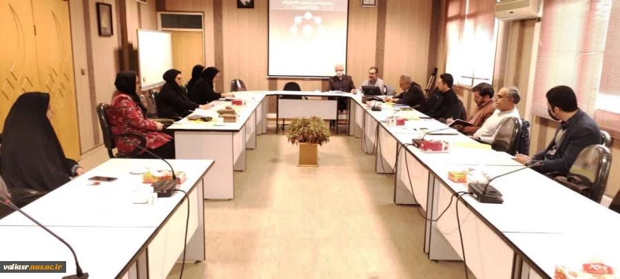 جلسه هم اندیشی کارشناسان حوزه پژوهش مراکز استان تهران به میزبانی دانشکده ولی عصر(عج) برگزار شد 11