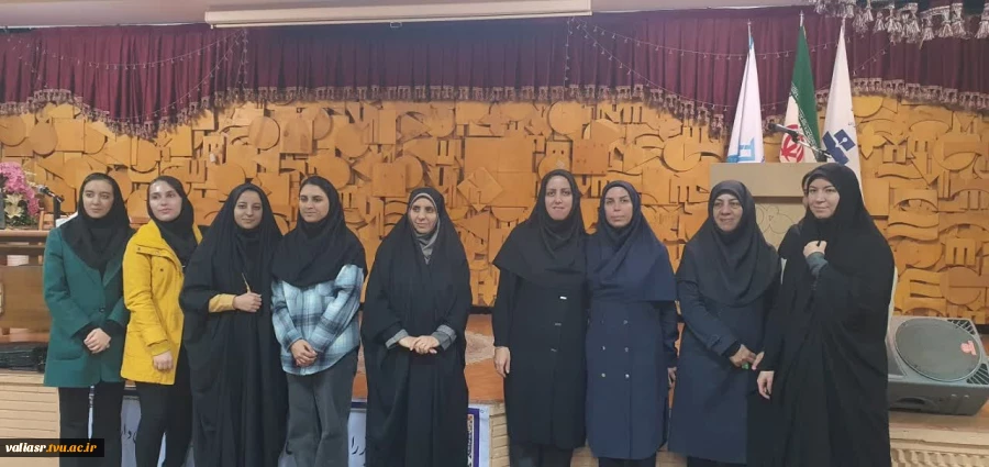 سمینار آشنایی با زبان بدن برگزار شد 7