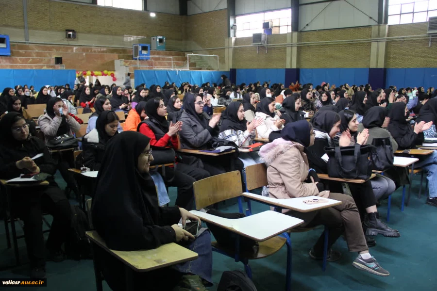 آیین استقبال از نو دانشجویان  ورودی بهمن ماه در دانشکده ولی عصر(عج) برگزار شد. 4