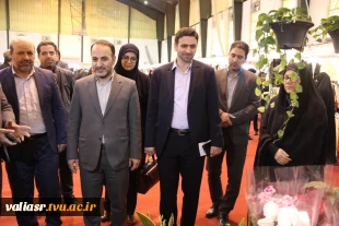 بازدید معاون فرهنگی و اجتماعی وزارت علوم و هیئت همراه از غرفه دانشکده ولی عصر(عج) درهفتمین بازارچه دانشجویی ‌دانشگاه فنی و حرفه‌ای کشور 2