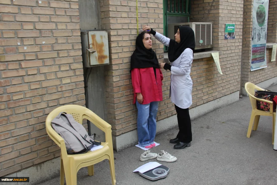 همزمان با هفته سلامت طرح غربالگری پزشکی در دانشکده ولی عصر(عج) برگزار شد 2