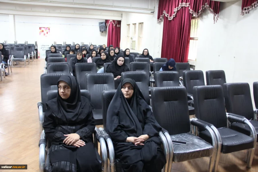 سمینار" آشنایی با فرایند تولید آرد کامل"  برگزار شد 4