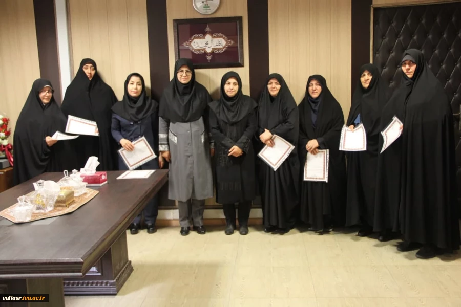 تقدیر ازکارکنان حوزه خوابگاه بمناسبت هفته خوابگاه ها 10