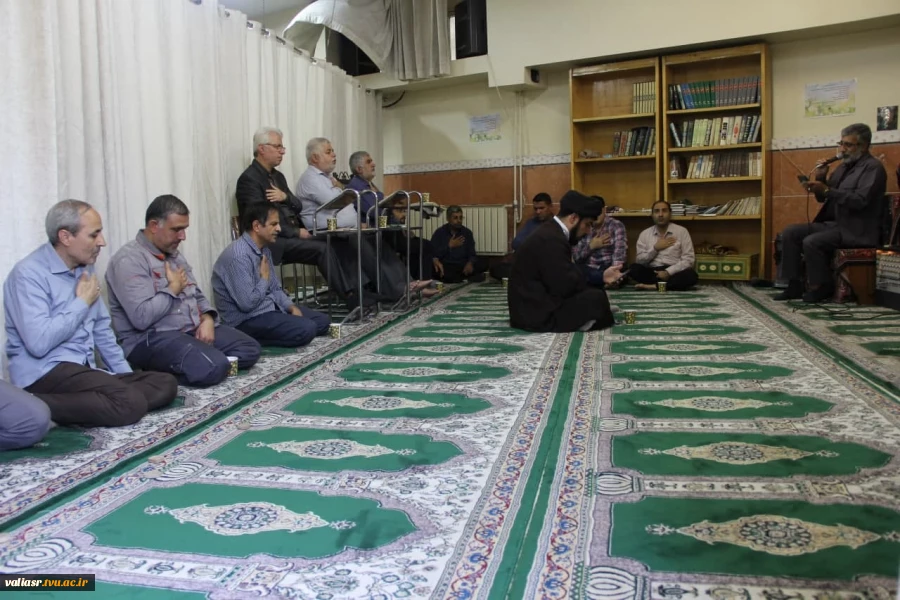 مراسم عزاداری شهدای خدمت، آیت الله سید ابراهیم رئیسی و همراهان ایشان در دانشکده ولی عصر(عج) برگزار شد 2