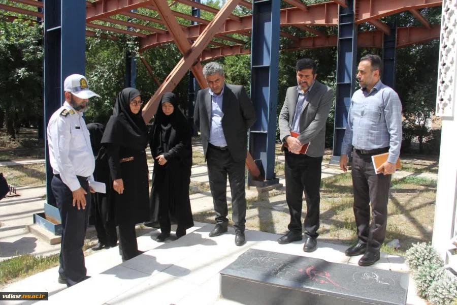 نشستی مشترک جهت هم افزایی و تقویت تعامل بیشتر بین مسئولین دانشکده، شهرداری ناحیه 3 منطقه 15، اداره راهنمایی رانندگی و تاکسیرانی برگزار شد 9