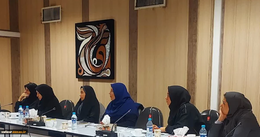 برگزاری آخرین جلسه کمیته منتخب آموزشی سال جاری در دانشکده ولی عصر(عج) 3