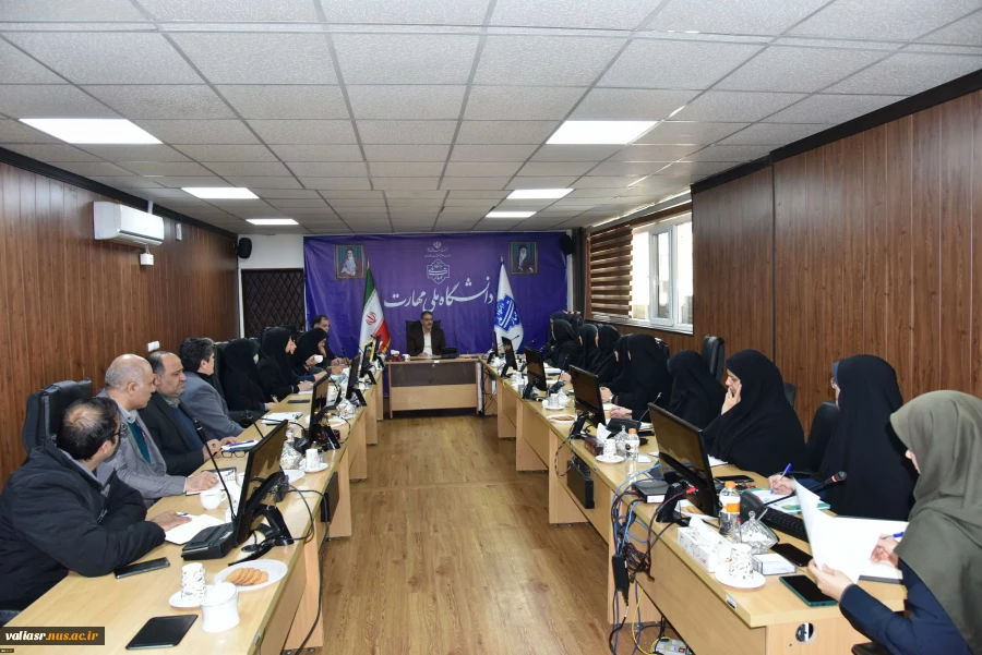 نشست صمیمانه ریاست دانشگاه ملی مهارت با جمعی از کارکنان غیر هیئت‌علمی سازمان مرکزی 15