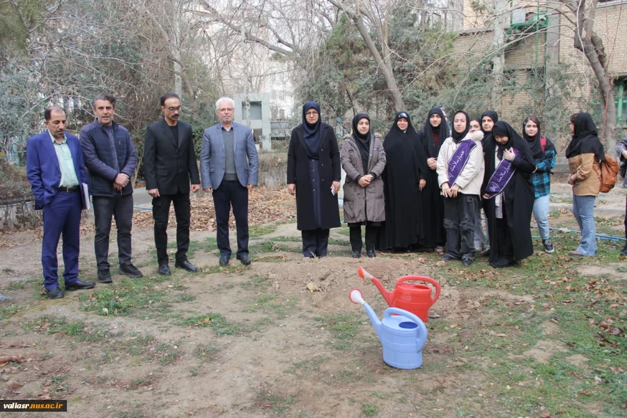 برگزاری آئین درختکاری در دانشکده ملی مهارت تهران ولی عصر(عج) 4