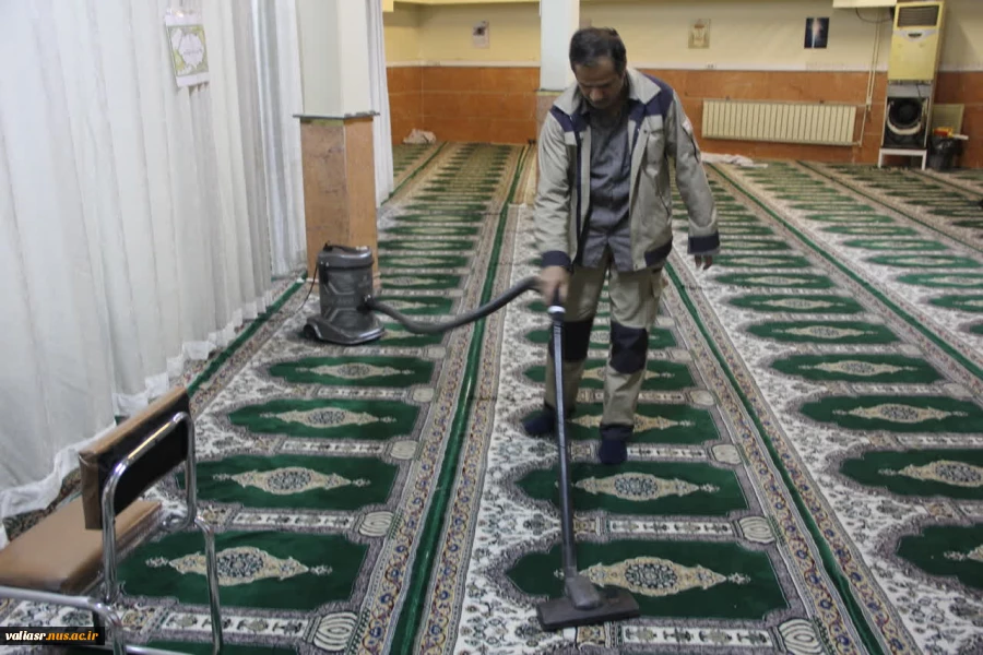 آیین غبار روبی نماز خانه ها در دانشکده ملی مهارت ولی عصر(عج) برگزار شد 5
