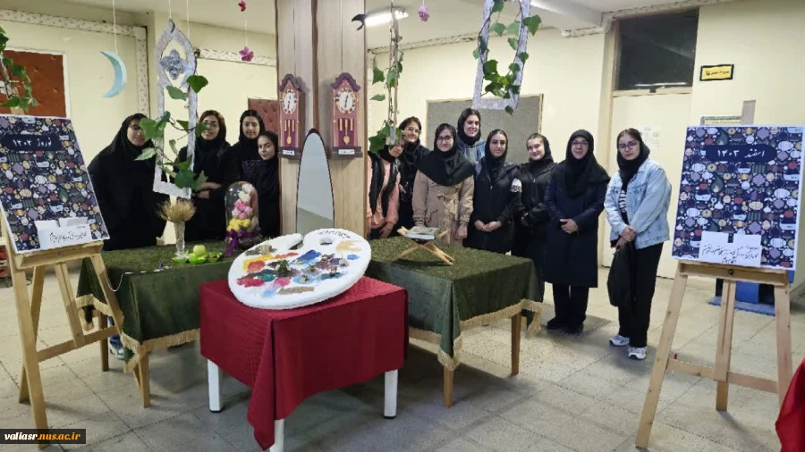 چیدمان نوروزی سالن ساختمان آموزش 3