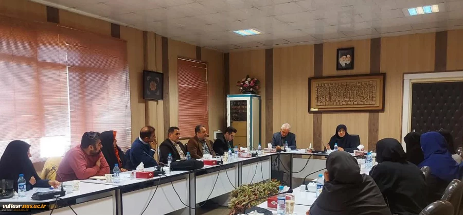 برگزاری جلسات دوره ای دکتر شیرین بابائی با همکاران  واحدها در دانشکده ولی عصر(عج) 3