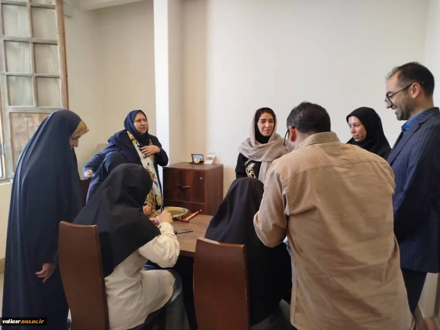 حضور فعال دانشجویان رشته طراحی و ساخت طلا و جواهر در مراسم افتتاحیه خانه هنر کلارا آبکار 3