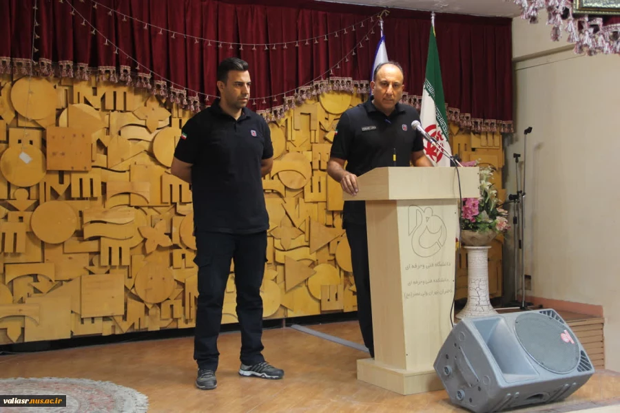 برگزاری نشست آموزشی" ایمنی دربرابر حوادث خطرناک آزمایشگاهی" در دانشکده ولی عصر(عج) 6