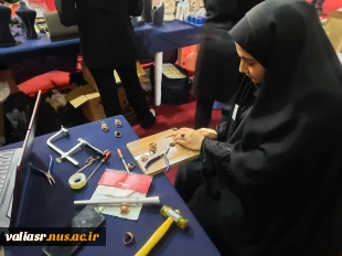برگزاری ورکشاپ دانشجویان انجمن علمی طلا و جواهر دانشکده ولی عصر (عج) در دومین روز هشتمین بازارچه دانشجویی دانشگاه ملی مهارت 2