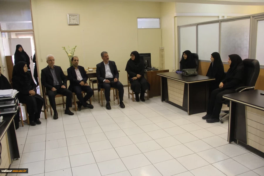 دکتر زمانی همزمان با هفته تجلیل از مقام استاد، به اعضاء هیئت علمی دانشکده ملی مهارت ولی عصر (عج) تبریک گفتند 5