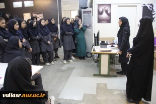 دانش آموزان مقطع تحصیلی نهم مدرسه شهید عراقی، از دانشکده ولی عصر (عج) بازدید نمودند 5