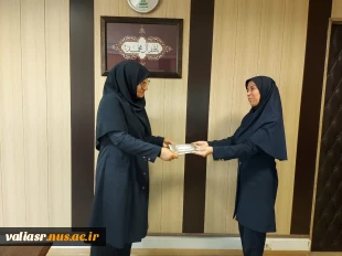 مراسم تقدیر از همکاران واحد روابط عمومی دانشکده ولی عصر(عج) به مناسبت روز جهانی ارتباطات و روابط عمومی 4