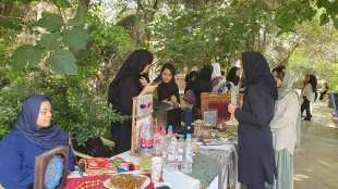 برگزاری نمایشگاه دستاوردهای دانشجویی و جاذبه های فرهنگی در دانشکده ولی عصر(عج) 3
