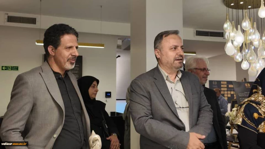 حضور مسئولین دانشگاه ملی مهارت در افتتاحیه اولین نمایشگاه هنر یاسان با همکاری دانشکده ولی عصر(عج) 10