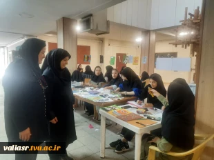 ورک شاپ" نقاشی با موضوع جمیعت جوانی و استحکام خانواده" در دانشکده ولی عصر(عج) برگزار شد 2