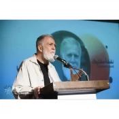 حضور دانشجویان و اساتید رشته گرافیک دانشکده ولی عصر(عج) در رویداد سالانه جشن هفته گرافیک ایران 1404با عنوان" نقطه مشترک" 4
