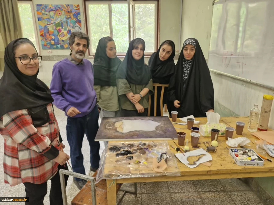 برگزاری ورکشاپ تصویرسازی قرآنی در دانشکده ولی عصر(عج) 2