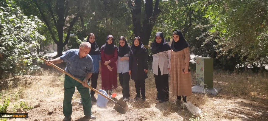 احیای طرح مدد (مزرعه دانشجویی دانشکده ) توسط دانشجویان انجمن علمی رشته صنایع غذایی و صنایع شیمیایی دانشکده ولی عصر(عج) 2