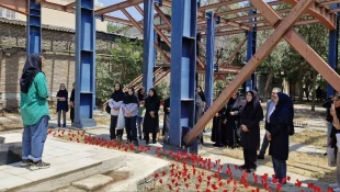 چهارمین کارنمای " دانشجو و مسئولیت حیات" در دانشکده ولی عصر(عج) برگزار شد 3