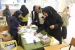 بازدید رئیس مرکز نظارت، ارزیابی و تضمین کیفیت و مشاور رئیس دانشگاه، از روند ثبت نام دانشجویان جدید الورود در دانشکده ولی عصر(عج) 3