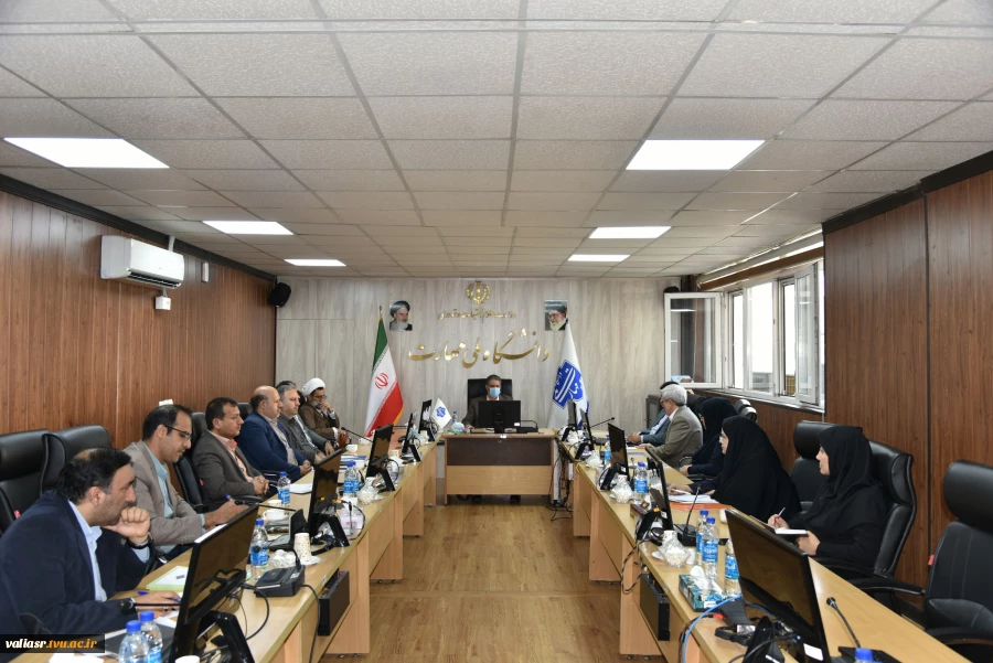 تقدیر از رئیس دانشکده ملی مهارت ولی عصر(عج) به عنوان متولی برپایی غرفه  دانشگاه ملی مهارت در نمایشگاه عکس و  آثار هنری دانشجویی فیروزه وزارت علوم تحقیقات و فناوری 2