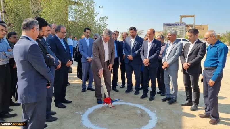 با حضور رئیس دانشگاه ملی مهارت برگزار شد:
آیین کلنگ‌زنی پروژه‌های عمرانی آموزشکده‌های پسران و دختران بوشهر
 2