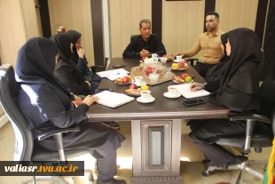 نشست دوستانه رئیس دانشکده با مسئول بوستان ترافیک ناحیه 3 منطقه 15 تهران و مدیر خانه های دوچرخه سطح تهران 2